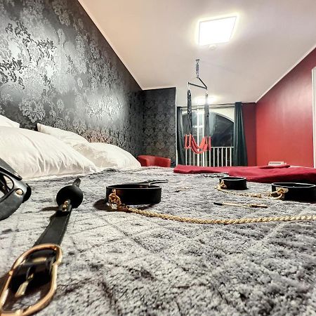 Eros Apartment แอกด์ ภายนอก รูปภาพ